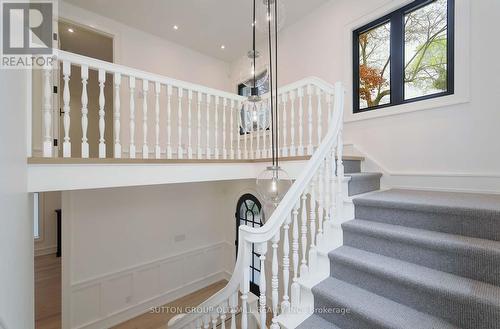20 THE KINGSWAY , Toronto, Ontario M8X 2T1 4