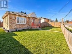 1227 TRAFALGAR STREET  London East, ON N5Z 1H6