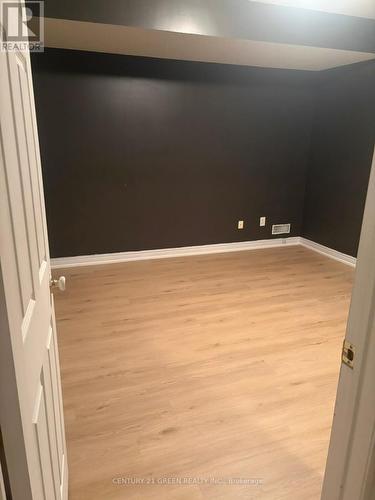 LOWER - 17 JEAN ANDERSON CRESCENT , Guelph, Ontario N1G 5A6 3