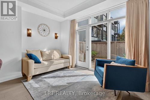 348 Ravenhill Avenue E, Ottawa, ON 