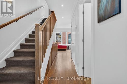 348 Ravenhill Avenue E, Ottawa, ON 