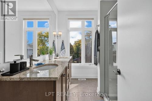 348 Ravenhill Avenue E, Ottawa, ON 