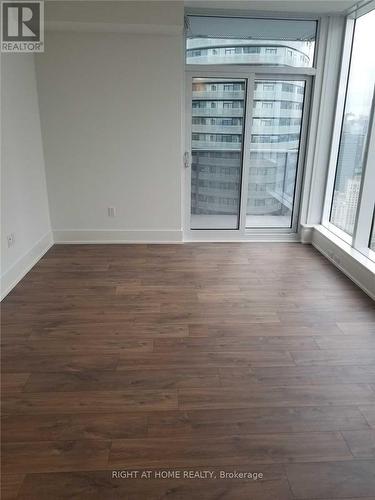 5303 - 10 YORK STREET , Toronto, Ontario M5J 0E1 2