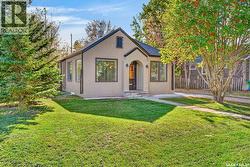 347 8th STREET E  Prince Albert, SK S6V 0W1