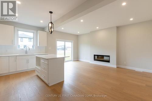 6453 ROYAL MAGNOLIA AVENUE , London South (South V), Ontario N6P 0K2 5