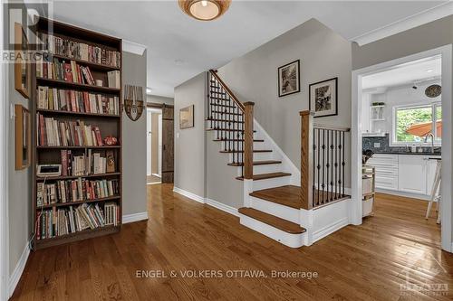 525 BRAYDON AVENUE , Ottawa, Ontario K1G 0W7 5