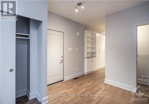 38 BERGERON PRIVATE , Ottawa, Ontario K1C 0C2 3