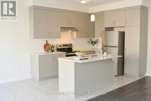 213 HOOK DRIVE , Richmond Hill, Ontario L4S 1L8 4