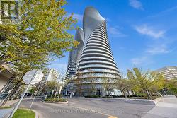 2705 - 50 ABSOLUTE AVENUE  Mississauga, ON L4Z 0A8