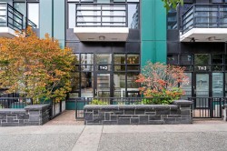 #2-834 Johnson St Victoria, BC V8W 1N3