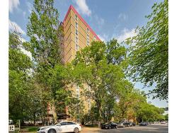 #1505 10140 120 ST NW  Edmonton, AB T5K 1Z8
