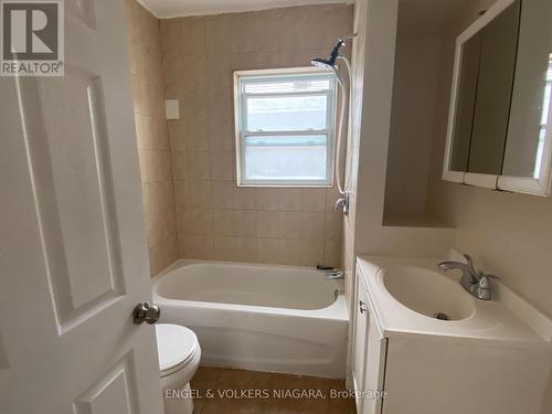2 - 5006 WILLMOTT STREET , Niagara Falls (Cherrywood), Ontario L2E 1Z8 5