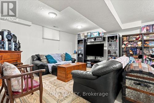 401 Hidden Creek Drive, Kitchener, ON 