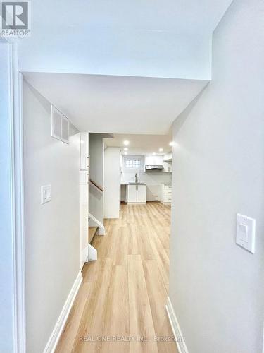 65 DEWLANE DRIVE W , Toronto, Ontario M2R 2P9 2