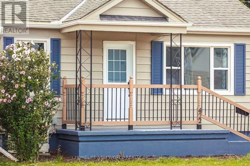 422 WELLAND AVENUE , St. Catharines, Ontario L2M 5T8 4