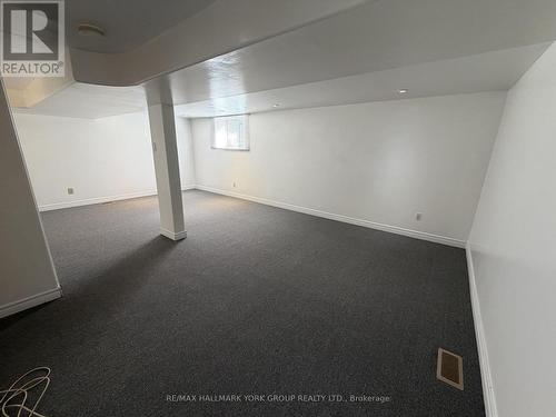 LOWER - 43 WALTER AVENUE , Newmarket, Ontario L3Y 2T2 5