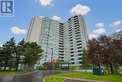 PH211 - 7250 YONGE STREET Vaughan, ON L4J 7X1