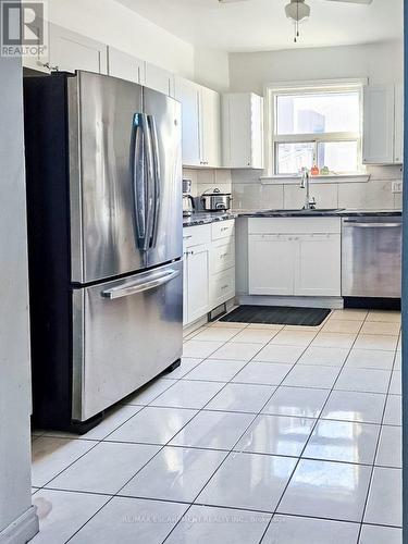 Kitchen - 548 Beach Road, Hamilton, ON 