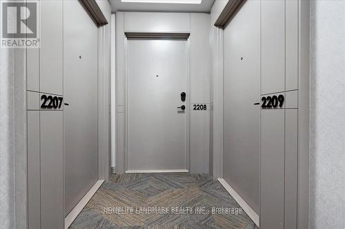 PH2208 - 4675 METCALFE AVENUE , Mississauga, Ontario L5M 0Z8 3