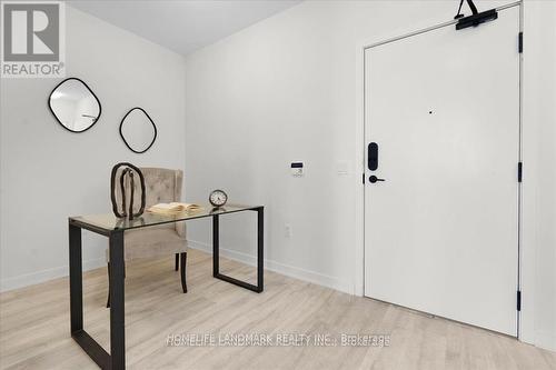 PH2208 - 4675 METCALFE AVENUE , Mississauga, Ontario L5M 0Z8 4