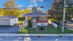 599 Boul. d'Iberville  Saint-Jean-Sur-Richelieu, QC J2X 3Z4