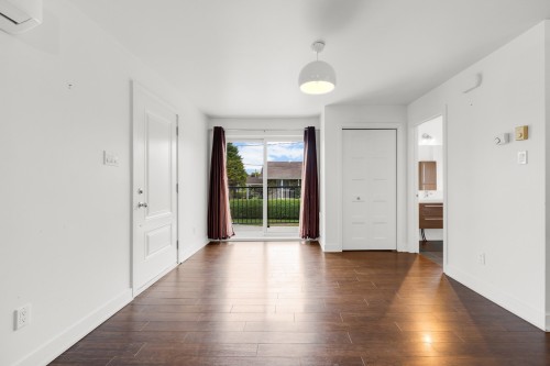 200-90 Rue Bruchési , Blainville, QC J7B 1C7 5