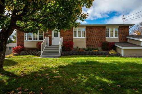 690 Rue Laverdure — photo 3
