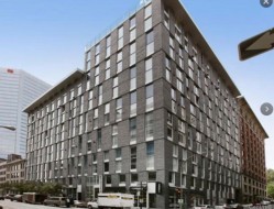 3131 BOU-445 Av. Viger O. Montréal (Ville-Marie), QC H2Z 2B8