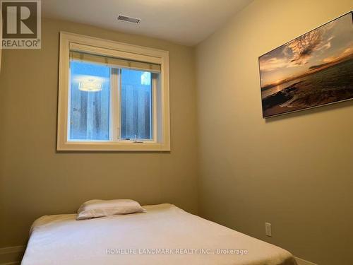 LOWER - 102 WANLESS AVENUE , Toronto, Ontario M4N 1V9 2