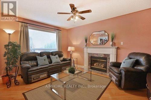 390 GROVEHILL ROAD , Oakville, Ontario L6H 6P3 4