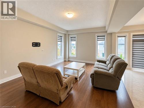 302 CHOKECHERRY Crescent , Waterloo, Ontario N2V 0H1 4