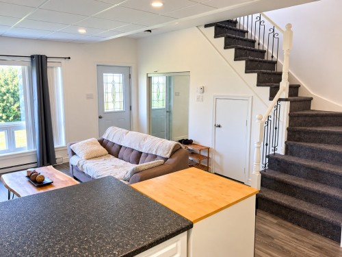 1-384 Ch. St-Thomas , Gatineau (Gatineau), QC J8R 3H7 2