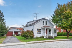 31 Rue Gosselin  Farnham, QC J2N 1S5
