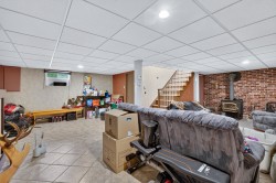 Family Room - 