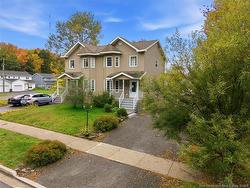 7 Kierra  Fredericton, NB E3A 6S3