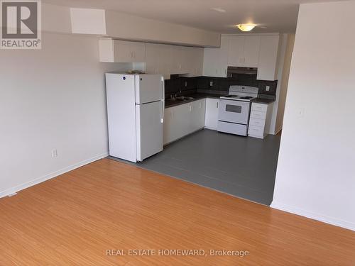 UPPER - 879A WILSON AVENUE , Toronto, Ontario M3K 1E6 2
