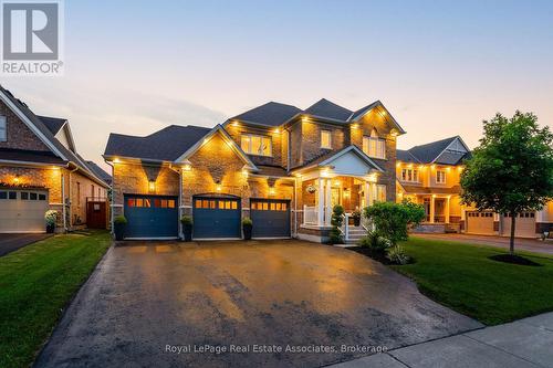 17 MITCHELL MITCHELL CRESCENT , Mono, Ontario L9W 6W6 1
