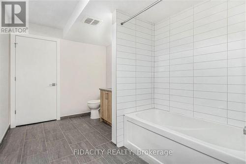 1402 Mayview Avenue, Ottawa, ON 