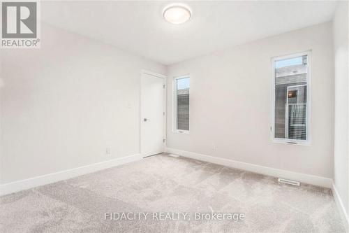 1402 Mayview Avenue, Ottawa, ON 