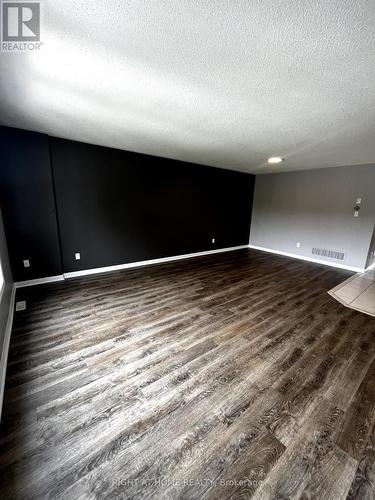 UNIT 1 - 116 MAPLEWOOD DRIVE , Essa, Ontario L0M 1B4 3