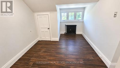 3 - 73 MARY STREET , Barrie, Ontario L4N 1T2 3