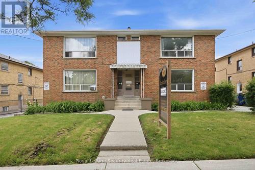 3 - 58 LEDUC DRIVE , Toronto, Ontario M9W 2A9 2