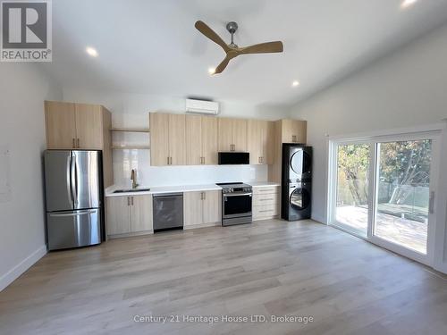 26B VALLEY ROAD , St. Catharines (Rykert/Vansickle), Ontario L2S 1Y6 4