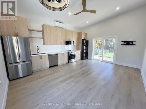 26B VALLEY ROAD , St. Catharines (Rykert/Vansickle), Ontario L2S 1Y6 5