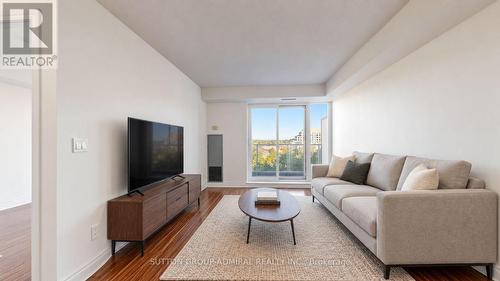 806 - 7 NORTH PARK ROAD , Vaughan, Ontario L4J 0C9 2