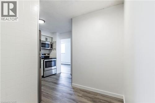 975 WARWICK Court Unit# 908 , Burlington, Ontario L7T 3Z7 4