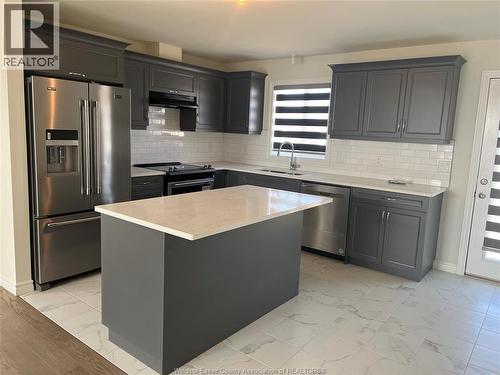 392 HEMLOCK LANE Unit# UPPER , Lakeshore, Ontario N8L 1A8 4