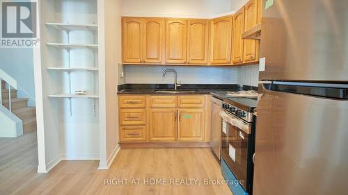 2434 - 33 HARBOUR SQUARE , Toronto, Ontario M5J 2G2 4