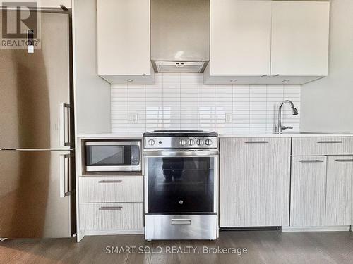 2213 - 251 JARVIS STREET , Toronto, Ontario M5B 0C3 5