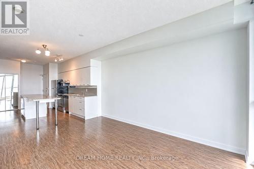 2515 - 29 SINGER COURT , Toronto, Ontario M2K 0B3 2